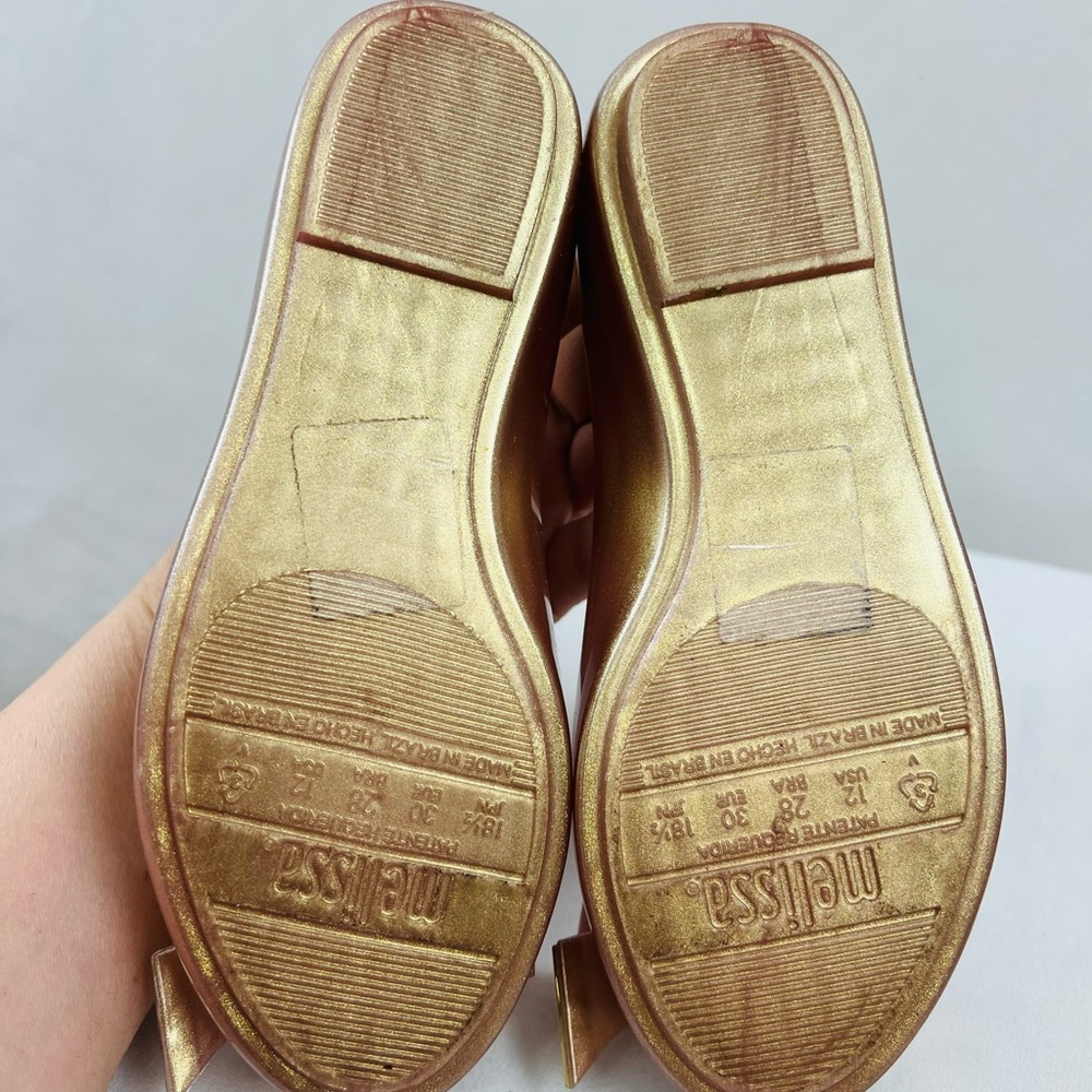 ⭐️HOST PICK⭐️ Mel Dreamed by Melissa Kids Space Love Pumps Rose Gold with Bow - Picture 11 of 12